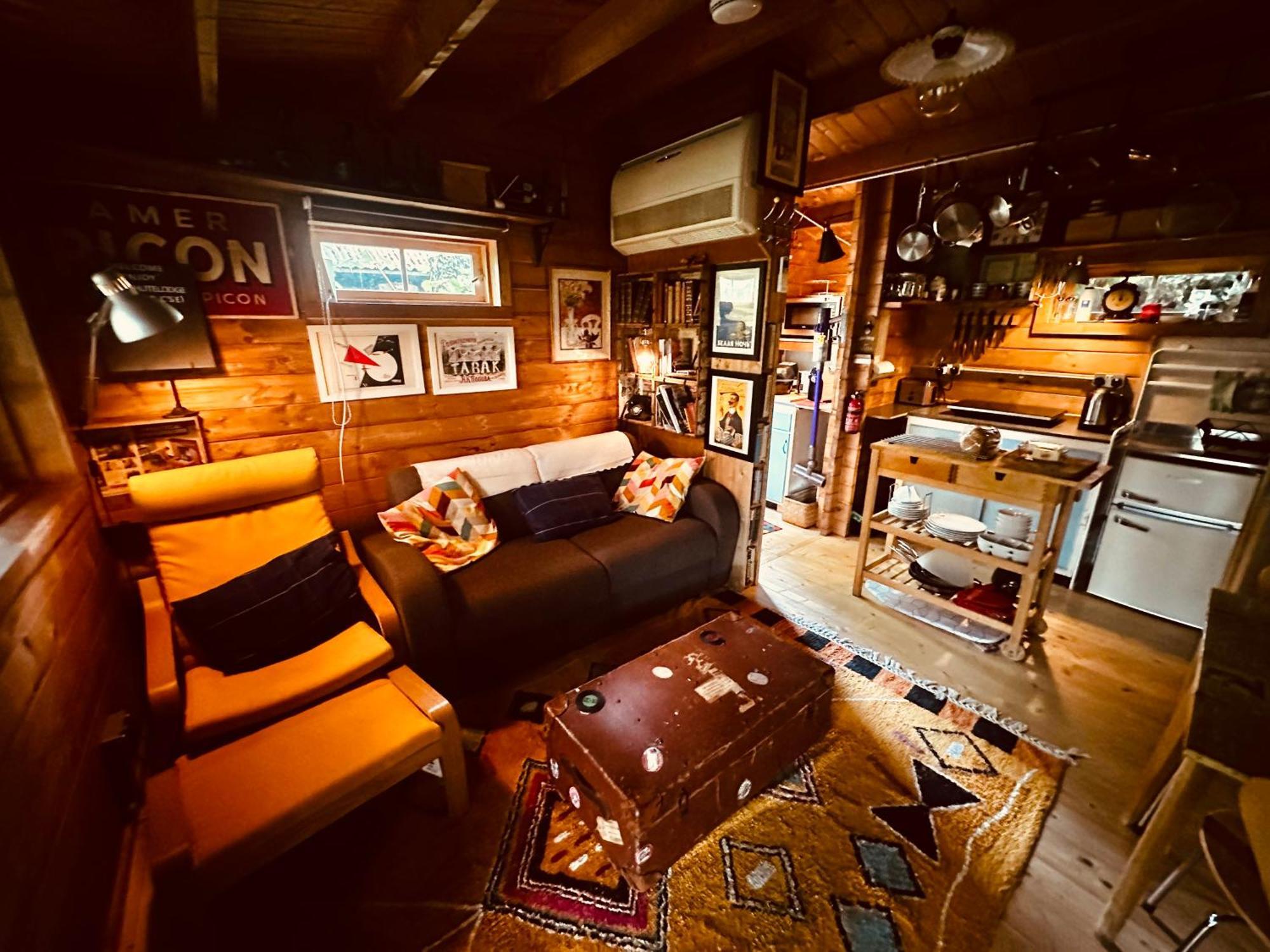 Retro Private Lodge With Hot Tub Nr Dartmoor นิวตันแอบบ็อต ภายนอก รูปภาพ