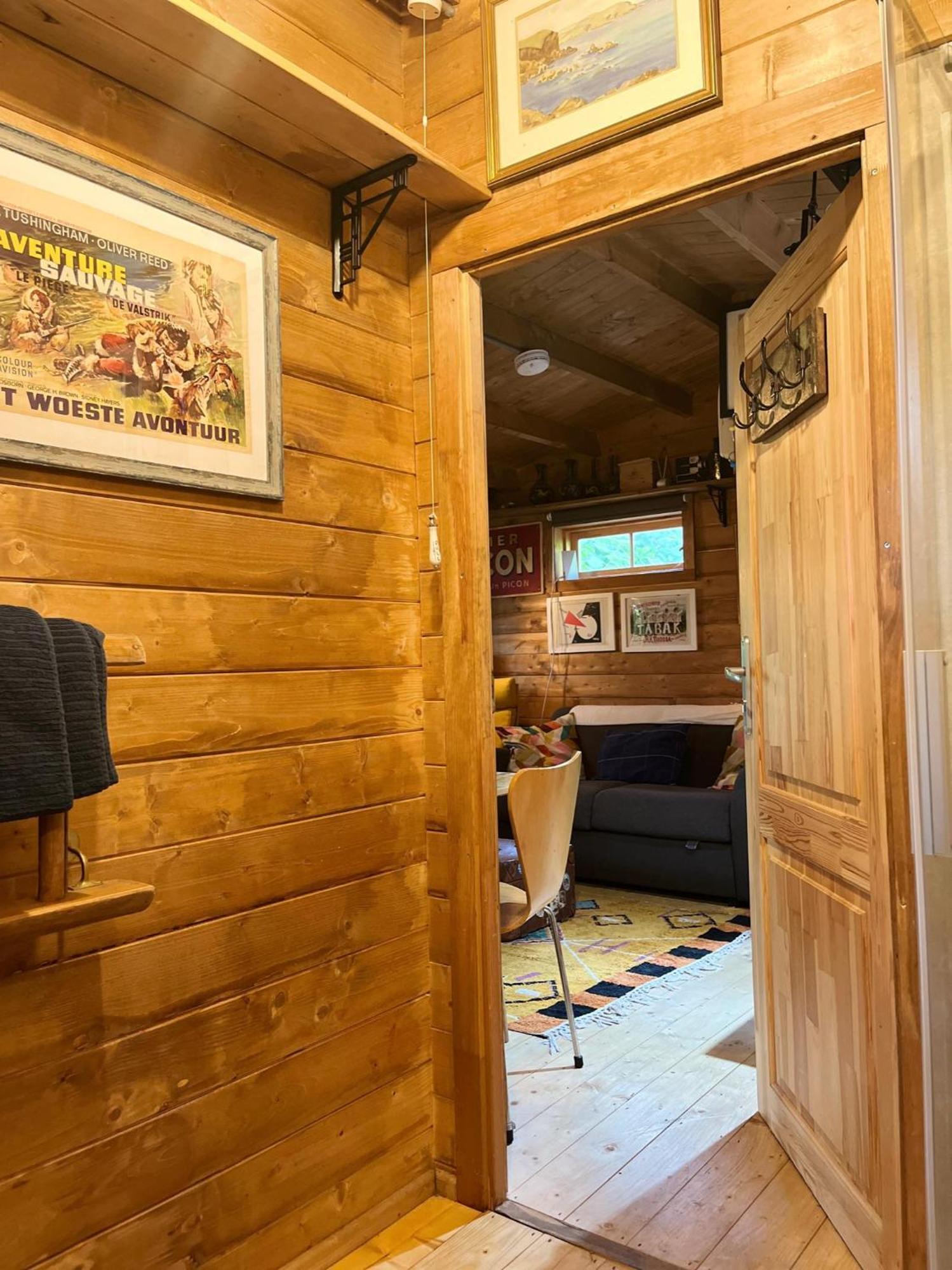 Retro Private Lodge With Hot Tub Nr Dartmoor นิวตันแอบบ็อต ภายนอก รูปภาพ