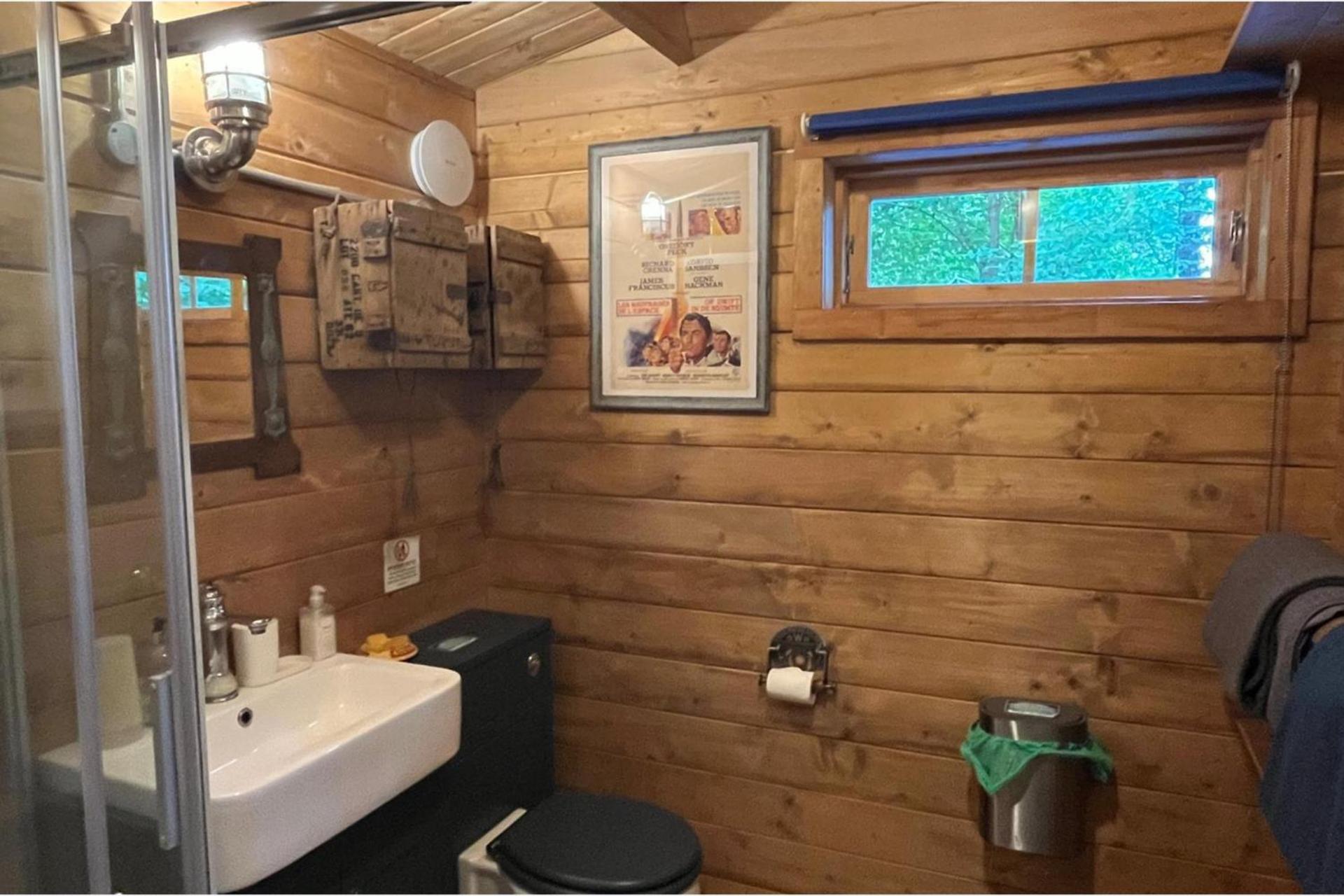 Retro Private Lodge With Hot Tub Nr Dartmoor นิวตันแอบบ็อต ภายนอก รูปภาพ